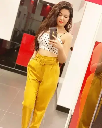 Arki Escort